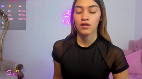 Snapshot of jenner_tay chatting on 06-06-26, 03:00 jenner online show from 06-06-26, 03:00