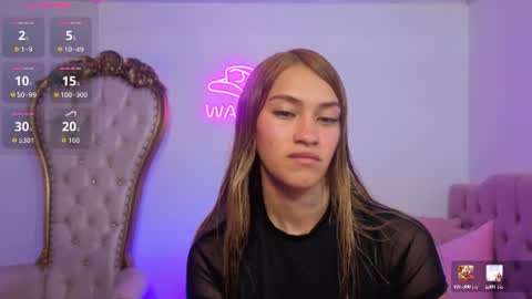 Snapshot of jenner_tay chatting on 06-18-26, 02:01 jenner online show from 06-18-26, 02:01