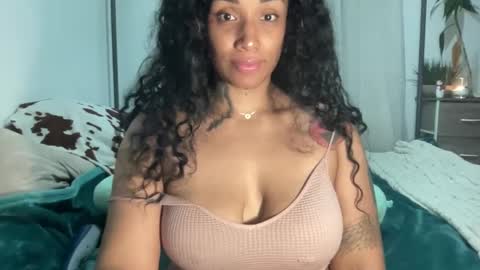 Snapshot of jenni_cash chatting on 12-21-24, 07:35 Mistress Jenni online show from 12-21-24, 07:35