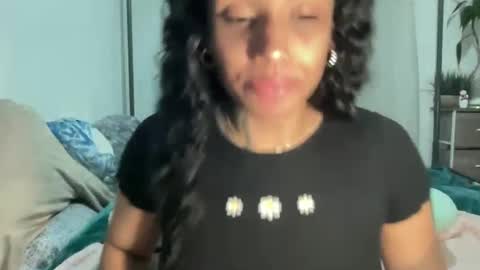 Snapshot of jenni_cash chatting on 01-10-25, 07:25 Mistress Jenni online show from 01-10-25, 07:25