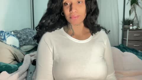 Snapshot of jenni_cash chatting on 01-18-25, 07:17 Mistress Jenni online show from 01-18-25, 07:17