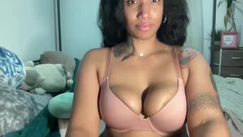 Snapshot of jenni_cash chatting on 01-31-25, 07:50 Mistress Jenni online show from 01-31-25, 07:50