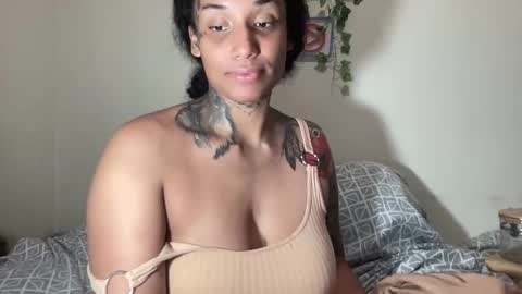 Snapshot of jenni_cash chatting on 10-16-25, 06:03 Mistress Jenni online show from 10-16-25, 06:03