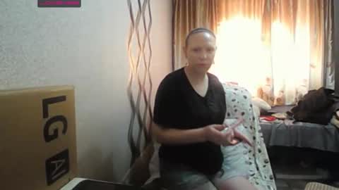 JenniDeep online show from 11-17-25, 07:58