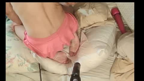 Jennie bttmcd online show from 09-19-25, 12:56