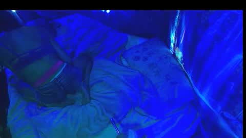 Jennie bttmcd online show from 02-19-26, 01:18