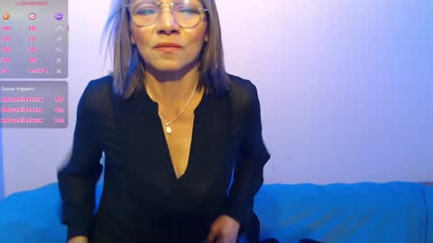 Snapshot of jennierosse chatting on 01-27-25, 12:16 Jennie online show from 01-27-25, 12:16