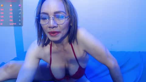 Snapshot of jennierosse chatting on 01-28-25, 12:11 Jennie online show from 01-28-25, 12:11
