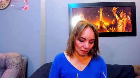 Snapshot of jennierosse chatting on 02-17-25, 12:27 Jennie online show from 02-17-25, 12:27