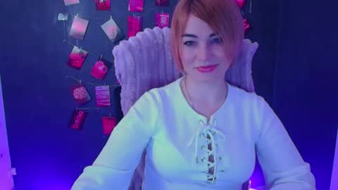 Snapshot of jennifer_cuttie chatting on 04-20-26, 05:54 Jennifer online show from 04-20-26, 05:54