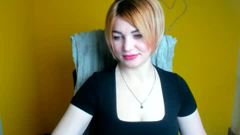 Snapshot of jennifer_cuttie chatting on 04-23-26, 06:03 Jennifer online show from 04-23-26, 06:03