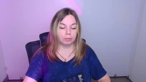 Jennifer online show from 10-06-25, 05:38