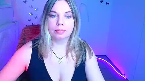 Jennifer online show from 03-25-26, 07:14