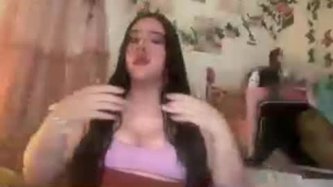 Snapshot of jennifer_robbie chatting on 06-14-26, 02:20 jennifer_robbie online show from 06-14-26, 02:20