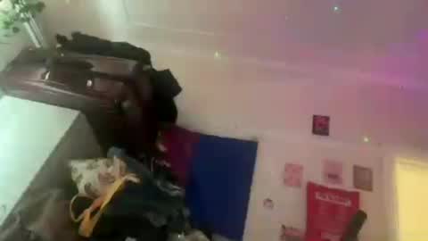 Snapshot of jennifer_robbie chatting on 06-14-26, 02:24 jennifer_robbie online show from 06-14-26, 02:24