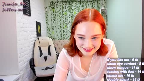 Snapshot of jennifer_shy_ chatting on 12-27-24, 01:28 Jennifer online show from 12-27-24, 01:28