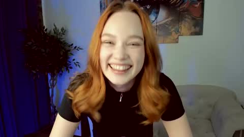 Snapshot of jennifer_shy_ chatting on 01-18-26, 01:48 Jennifer online show from 01-18-26, 01:48