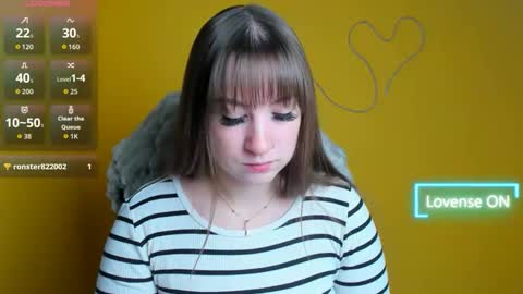 Jennifer online show from 11-04-25, 06:23