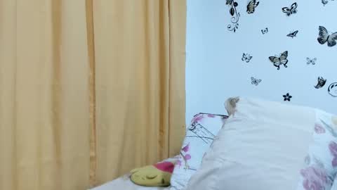 Snapshot of jenniferloveyou chatting on 10-25-25, 09:17 jenniferloveyou online show from 10-25-25, 09:17