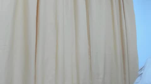 Snapshot of jenniferloveyou chatting on 10-26-25, 04:35 jenniferloveyou online show from 10-26-25, 04:35