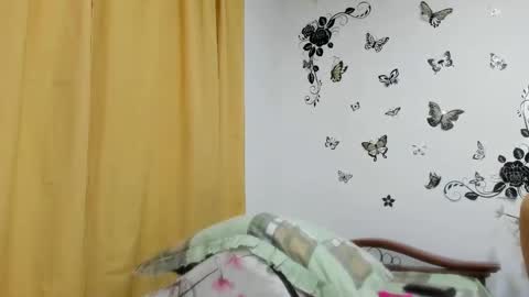 Snapshot of jenniferloveyou chatting on 12-02-25, 04:35 jenniferloveyou online show from 12-02-25, 04:35