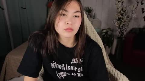 Jenni online show from 10-28-25, 01:47