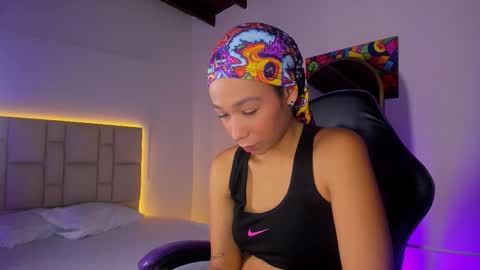 jenny__lawrence online show from 11-09-25, 07:34