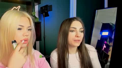 jenny_donne online show from 04-06-26, 11:22