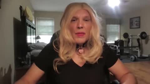 Snapshot of jenny_gurl2021 chatting on 04-24-26, 11:18 jenny gurl online show from 04-24-26, 11:18
