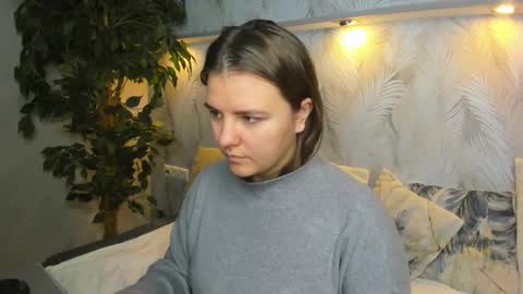 Jenny online show from 11-16-25, 01:33