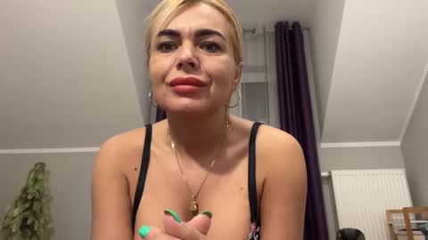 Jenny online show from 01-12-25, 08:57