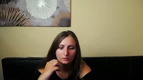 Snapshot of jenny_smille_ chatting on 06-25-26, 06:07 jenny_smille_ online show from 06-25-26, 06:07