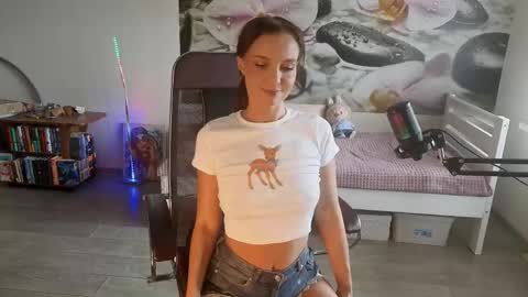 Snapshot of jennycutey chatting on 05-03-26, 03:56 jennycutey online show from 05-03-26, 03:56