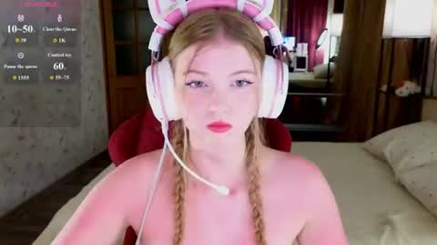 Snapshot of jennykiss11 chatting on 06-26-26, 06:45 your dream online show from 06-26-26, 06:45