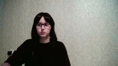 Snapshot of jennyolset chatting on 09-24-25, 01:03 JennyOlset online show from 09-24-25, 01:03