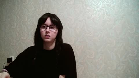 Snapshot of jennyolset chatting on 12-15-25, 02:27 JennyOlset online show from 12-15-25, 02:27
