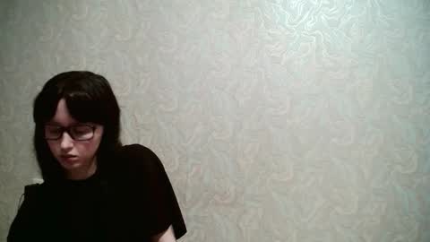 Snapshot of jennyolset chatting on 12-16-25, 07:13 JennyOlset online show from 12-16-25, 07:13