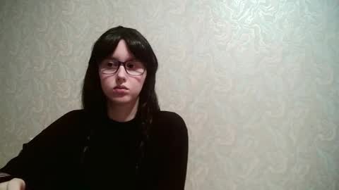 Snapshot of jennyolset chatting on 12-22-25, 10:56 JennyOlset online show from 12-22-25, 10:56