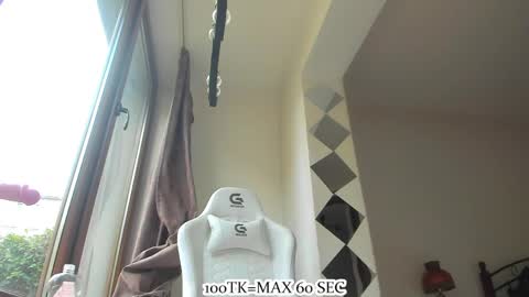 infamous blondiechloe.             Jennyjennywildd online show from 06-02-26, 03:14