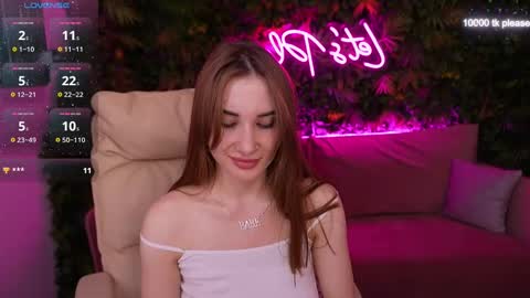 Snapshot of jennyyluv chatting on 03-10-25, 08:23 JENNY online show from 03-10-25, 08:23