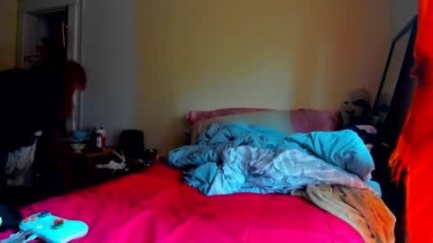 Snapshot of jenovakitty chatting on 11-22-25, 04:39 Jenn - come to my onlyfans online show from 11-22-25, 04:39