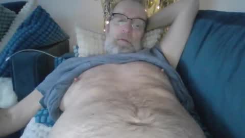 jens19651 online show from 12-14-25, 08:20