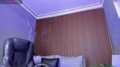 Snapshot of jeremias_1 chatting on 05-11-26, 04:04 JEREMIAS online show from 05-11-26, 04:04
