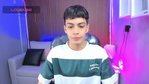 Snapshot of jeremias_1 chatting on 06-19-26, 01:26 JEREMIAS online show from 06-19-26, 01:26