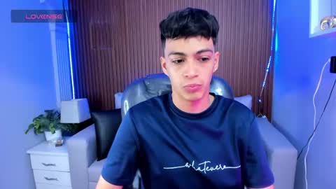 Snapshot of jeremias_1 chatting on 07-18-26, 12:42 JEREMIAS online show from 07-18-26, 12:42