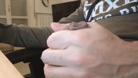 Machine  Sperme  online show from 12-20-24, 11:58