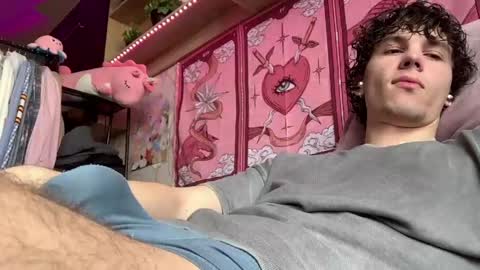 Snapshot of jeremy1scott chatting on 04-18-26, 04:49 jeremy1scott online show from 04-18-26, 04:49
