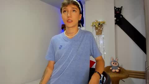 jero independent model online show from 12-04-25, 11:24