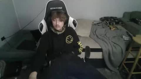 jerimiahslhong online show from 11-24-25, 02:55