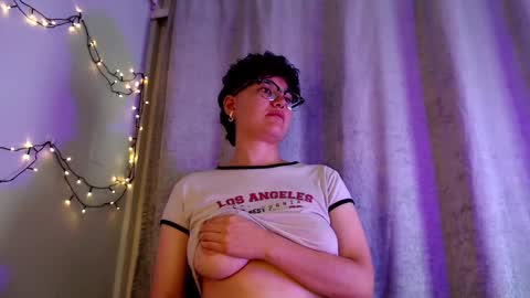 Snapshot of jero_harper1 chatting on 02-12-25, 09:42 jero harper1 online show from 02-12-25, 09:42